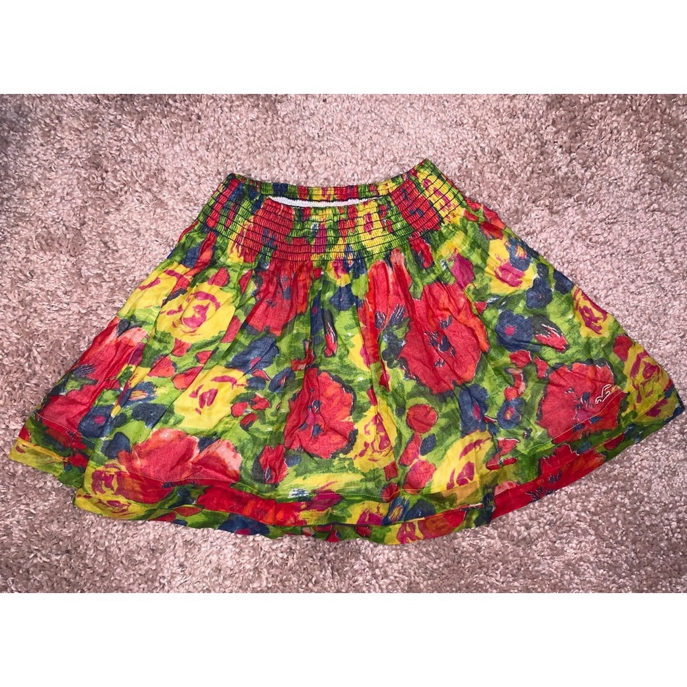 🟣Hollister small floral summer skirt stretchy